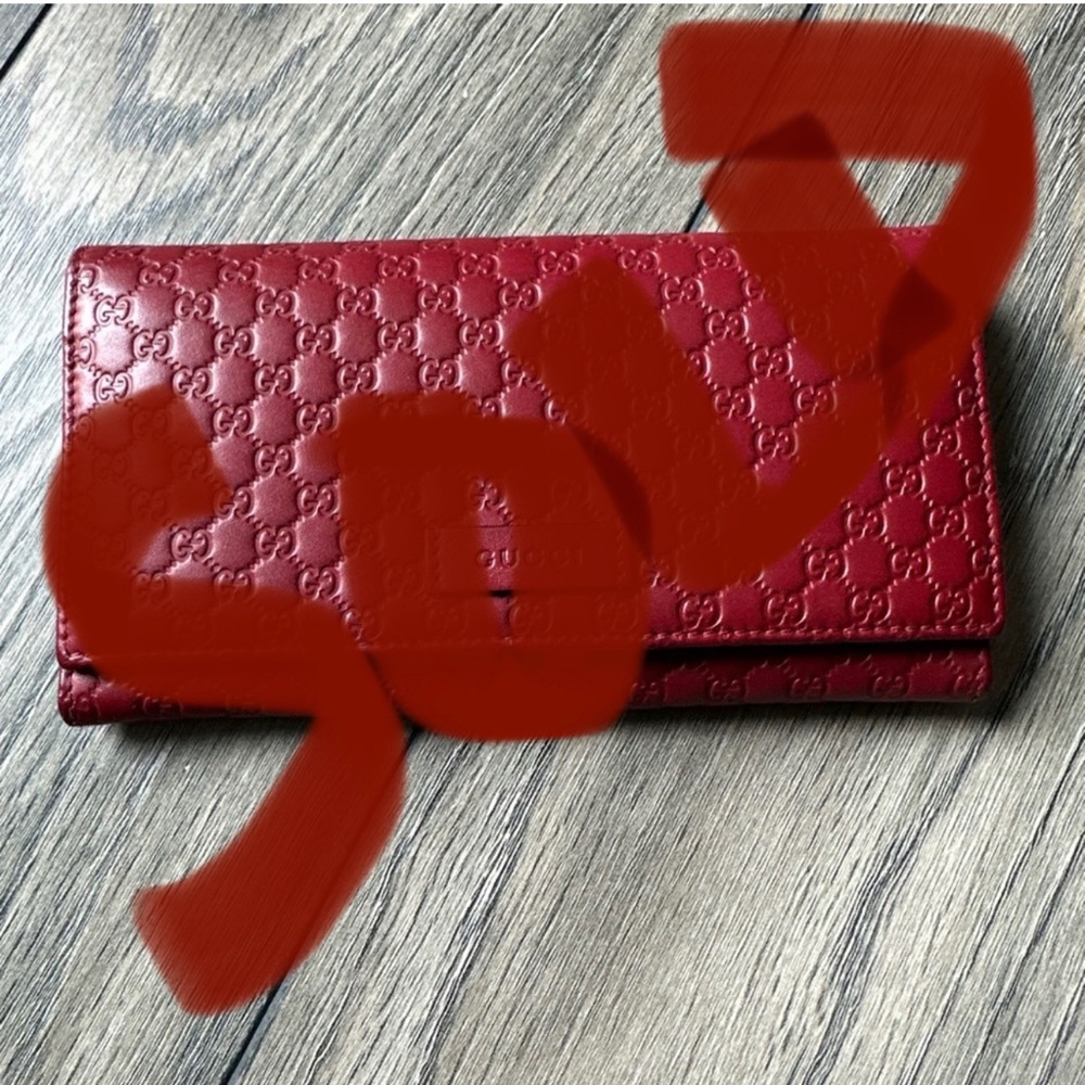 Gucci Microguccissima Leather Continental Wallet